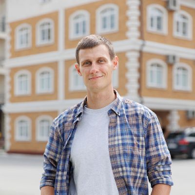 Василий Петренко
