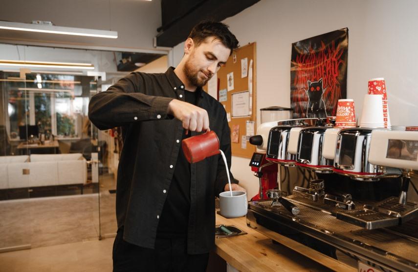 Интервью с Дмитрием Лутченко негативные отзывы о Coffee Machine фото 1 Интервью с Дмитрием Лутченко негативные отзывы о Coffee Machine фото 1